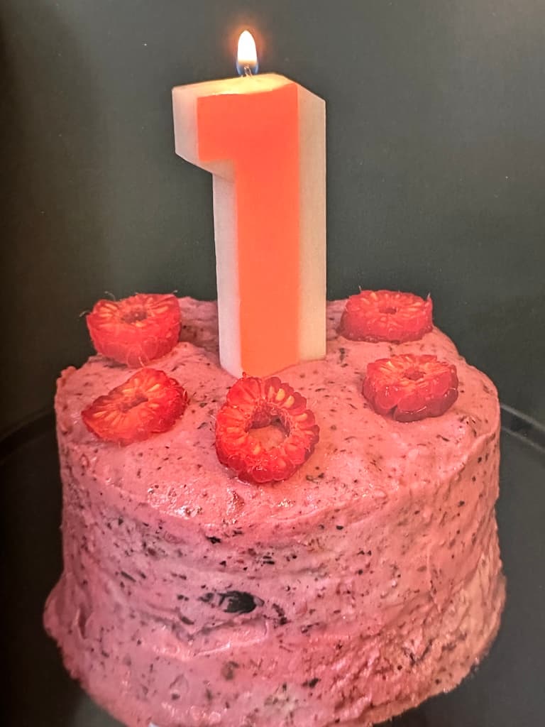 Bebina prva rođendanska torta