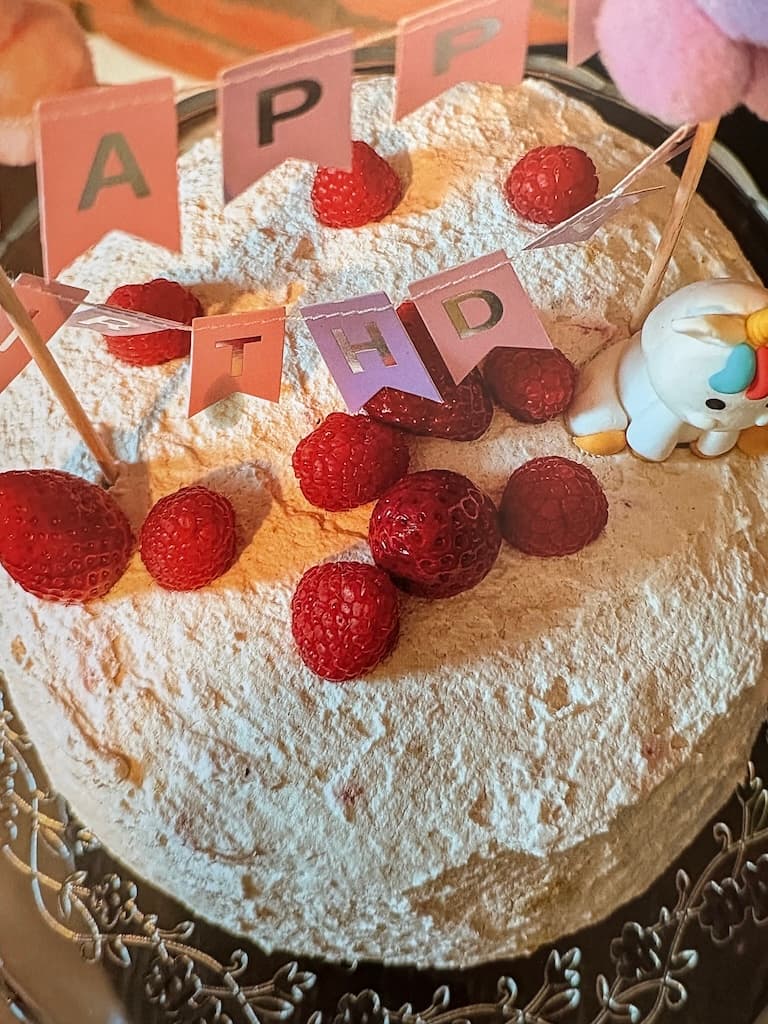 Torta bez jaja i mlijeka